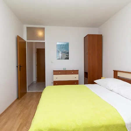 Meira Br 2 Apartment *