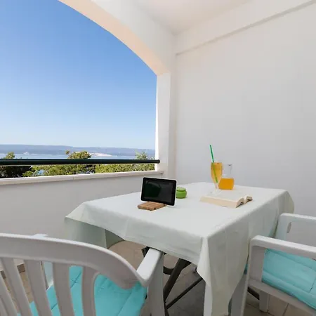 Apartment Meira Br 2 *